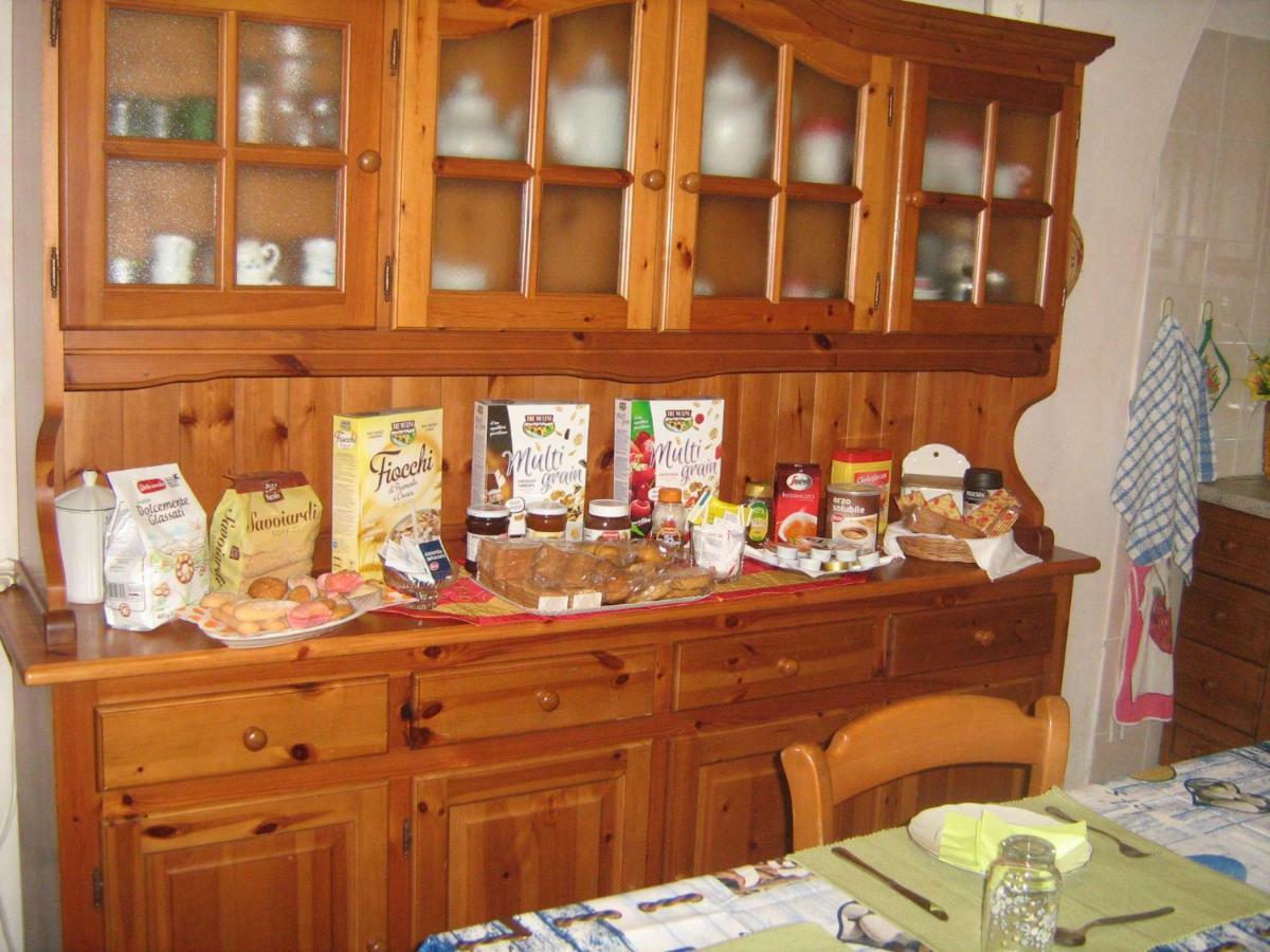 B&B Da Antonella 보사 외부 사진